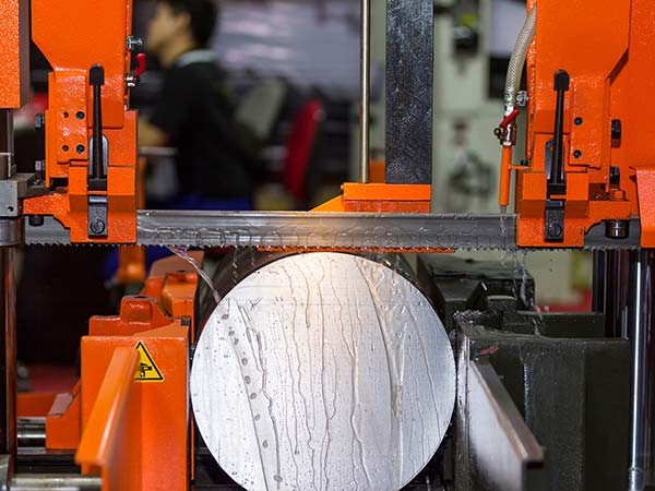 lavorazioni-meccaniche-e-taglio-materie