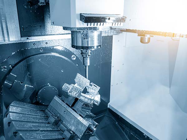 macchine-centro-di-lavoro-cnc